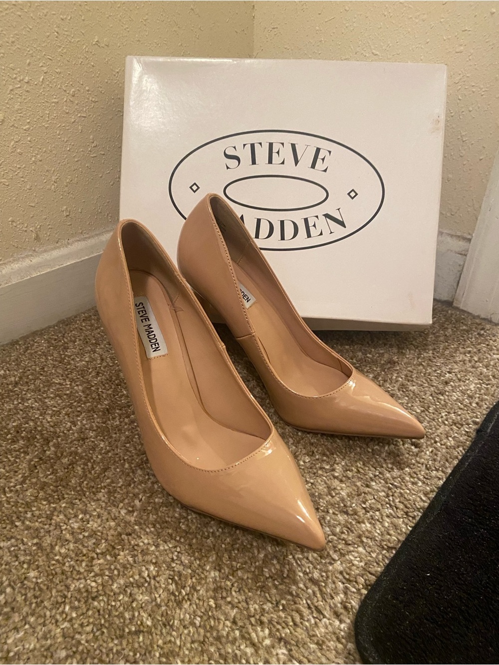 Steve Madden Nude Patent Pointed-Toe Pumps